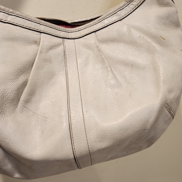 COACH Vintage White Leather Hobo Bag - Picture 3 of 16